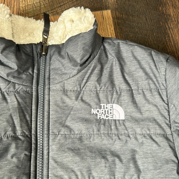 North Face reversible jacket - Picture 2 of 8